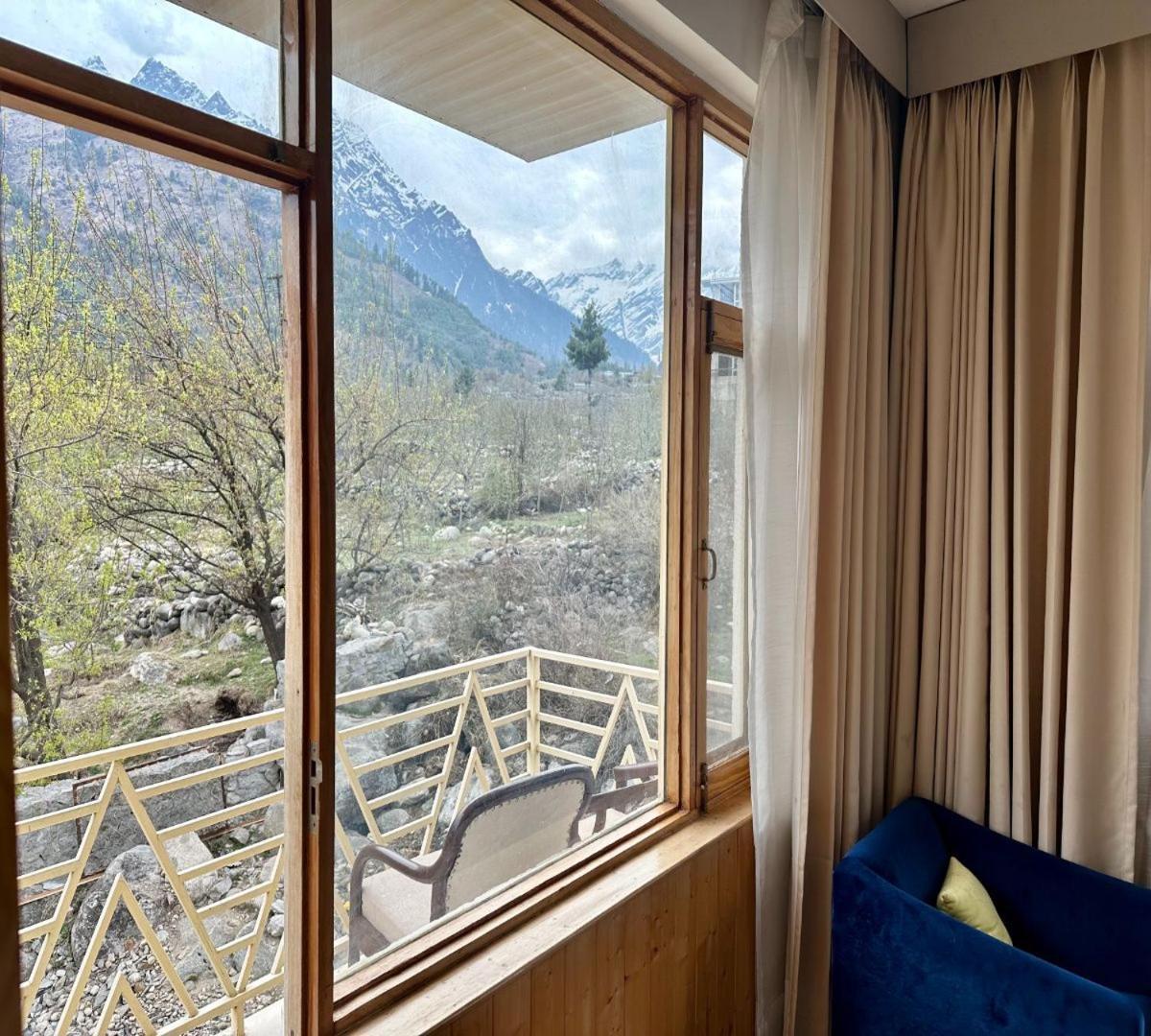 Snow Range Resort And Cottage Vashist Exterior photo